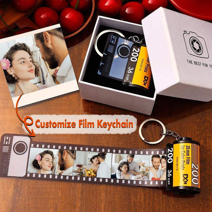 Gosszy Christmas Vintage Dog Custom Film Keychain, Dog Lover Gift, Chirstmas Gift Film Keychain